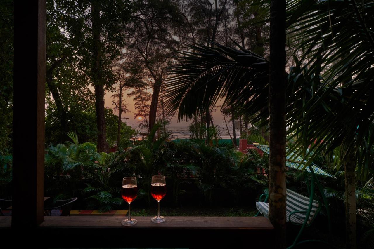 Tranquil Beach Resort Harihareshwar 外观 照片