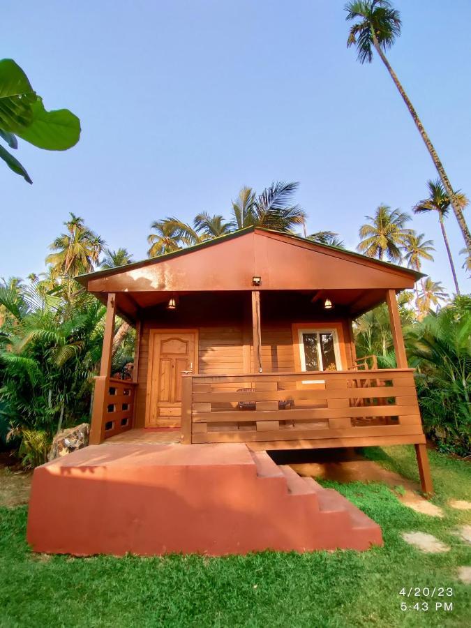 Tranquil Beach Resort Harihareshwar 外观 照片